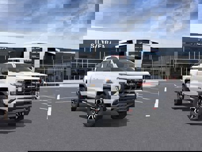 New 2025 GMC Canyon AT4 w/ Nightfall Edition
