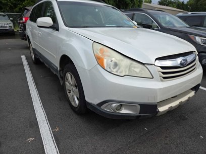 Used 2012 Subaru Outback 3.6R Limited w/ Moonroof Pkg