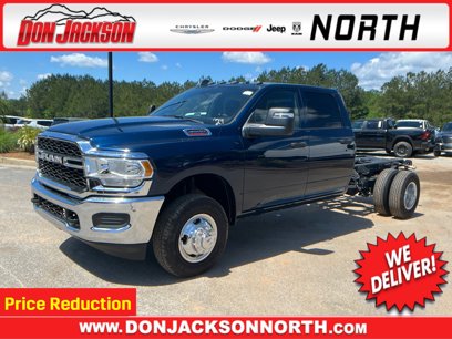 New 2024 RAM 3500 Tradesman w/ Chrome Appearance Group