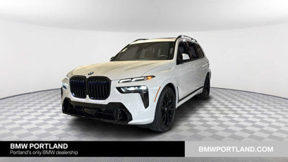 New 2025 BMW X7 xDrive40i w/ Executive Package