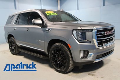 Used 2022 GMC Yukon SLT w/ SLT Premium Package