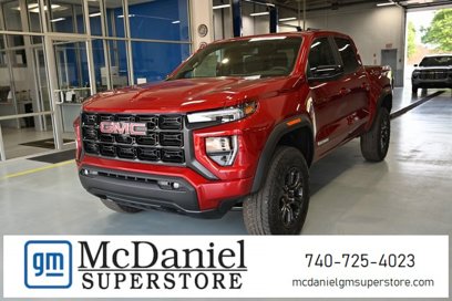 New 2025 GMC Canyon Elevation w/ Convenience Package
