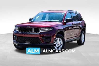 Used 2024 Jeep Grand Cherokee Laredo