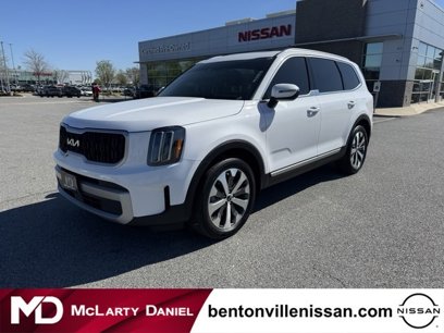 Used 2023 Kia Telluride EX w/ EX Captain's Chair Package