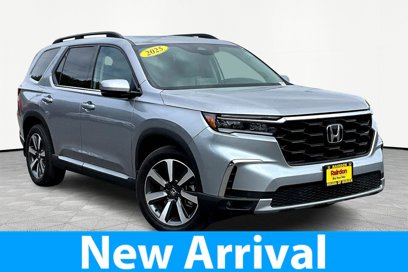 Used 2025 Honda Pilot Touring