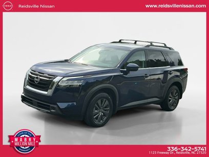 Used 2022 Nissan Pathfinder SV