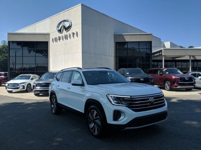 Used 2025 Volkswagen Atlas SE