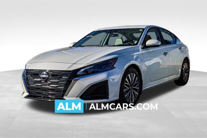 Used 2023 Nissan Altima 2.5 SV