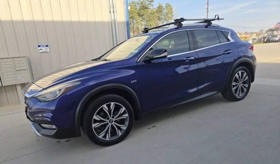 Used 2017 INFINITI QX30 Premium
