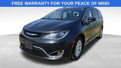 Used 2020 Chrysler Pacifica Touring-L