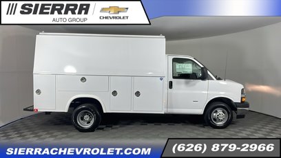 New 2025 Chevrolet Express 3500 w/ Power Convenience Package