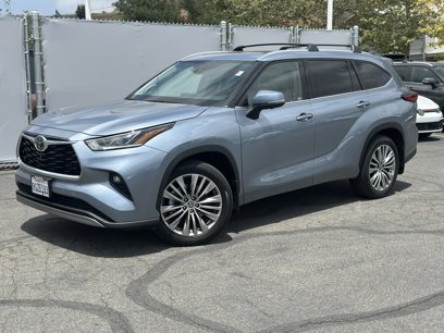 Certified 2023 Toyota Highlander Platinum