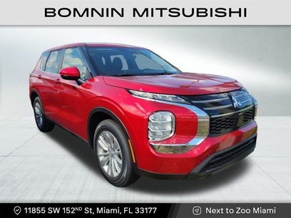 New 2025 Mitsubishi Outlander ES