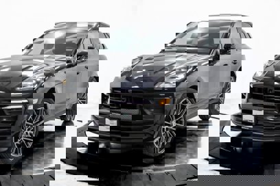 Certified 2024 Porsche Macan