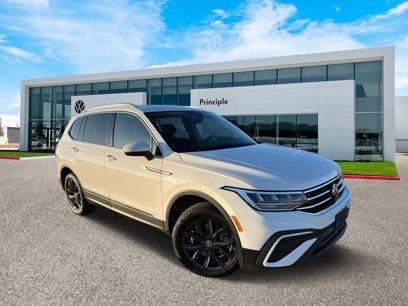 Certified 2024 Volkswagen Tiguan SE