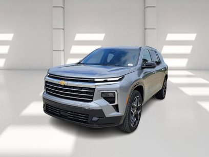 New 2025 Chevrolet Traverse High Country w/ LPO, Illumination Package