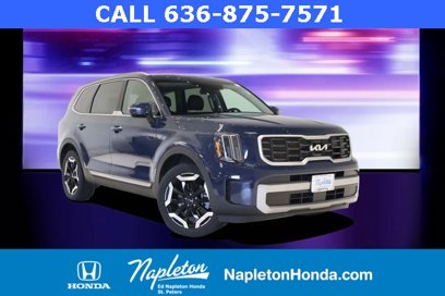 Used 2023 Kia Telluride S w/ S Sunroof Package