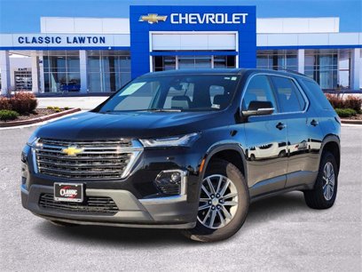Used 2023 Chevrolet Traverse LT