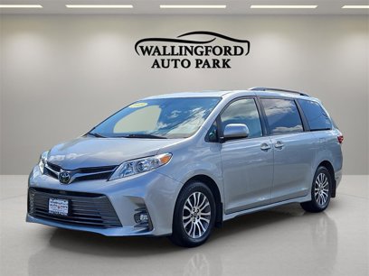 Used 2019 Toyota Sienna XLE