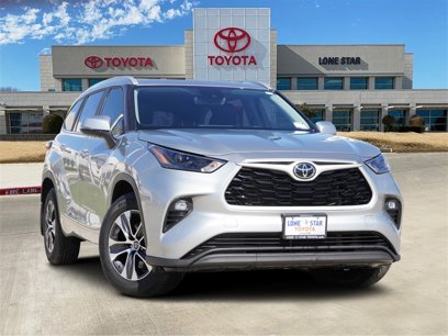 Used 2023 Toyota Highlander XLE