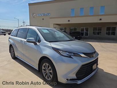 Used 2023 Toyota Sienna XLE