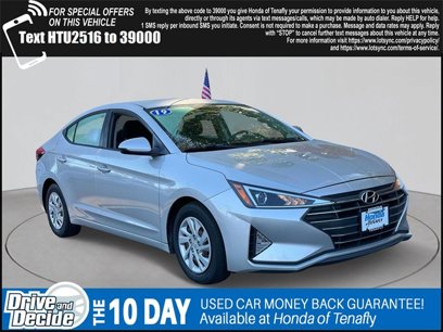 Used 2019 Hyundai Elantra SE w/ Cargo Package