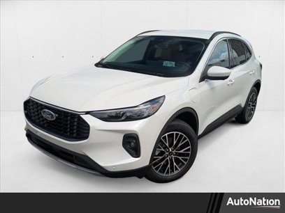 New 2025 Ford Escape SE w/ PHEV Premium Package