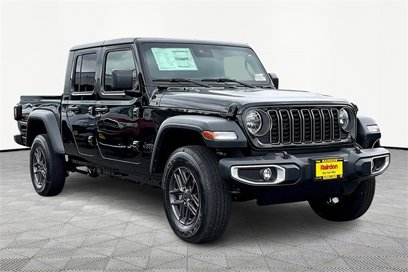 New 2025 Jeep Gladiator Sport