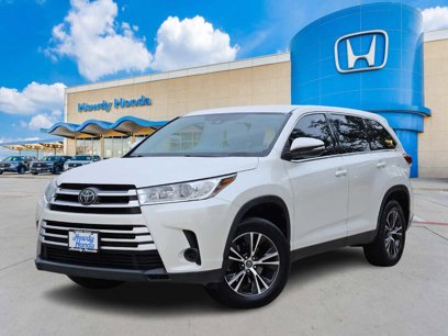 Used 2019 Toyota Highlander LE