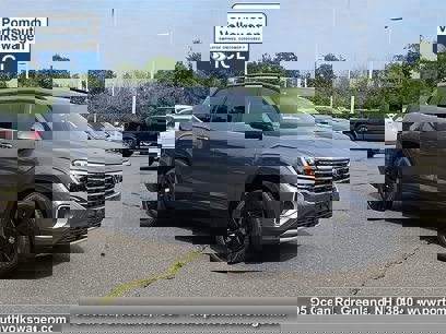 New 2024 Volkswagen Atlas SE