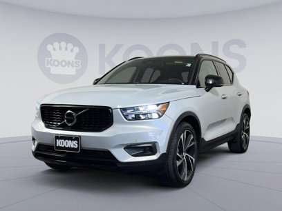 Used 2020 Volvo XC40 T5 R-Design