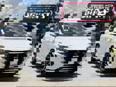 New 2025 Nissan Sentra SV