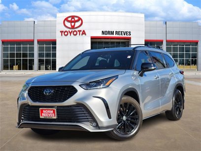 Used 2024 Toyota Highlander XSE