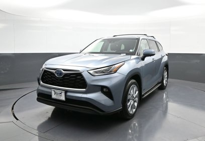 Certified 2024 Toyota Highlander Limited
