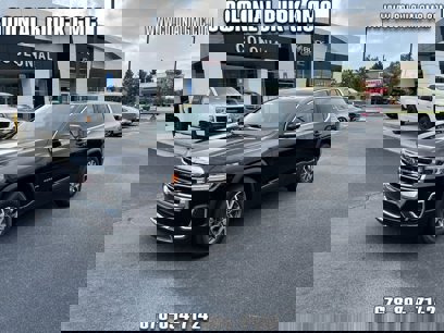 Used 2022 GMC Acadia SLE