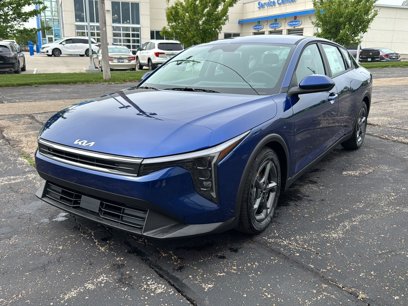 New 2025 Kia K4 LX