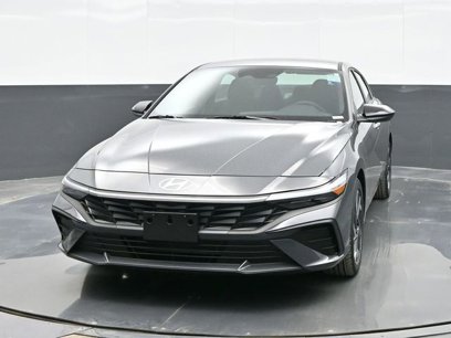 New 2025 Hyundai Elantra Sport