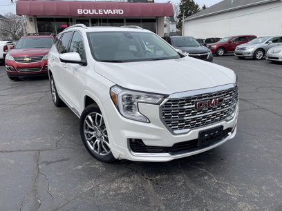 Used 2023 GMC Terrain Denali