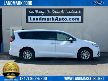 Used 2023 Chrysler Pacifica Touring-L