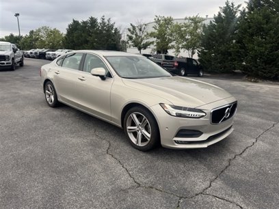 Used 2018 Volvo S90 T5 Momentum w/ Convenience Package