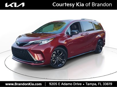 Used 2022 Toyota Sienna XSE