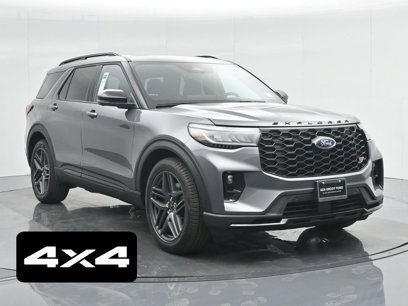 Used 2025 Ford Explorer ST