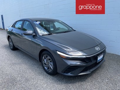 Certified 2024 Hyundai Elantra Blue