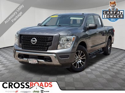 Used 2021 Nissan Titan SV w/ SV Convenience Package