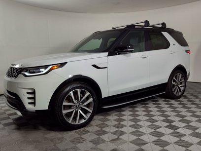 New 2025 Land Rover Discovery Dynamic SE