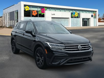 Certified 2024 Volkswagen Tiguan SE