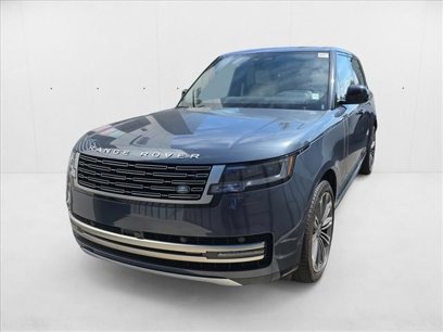 New 2025 Land Rover Range Rover SE