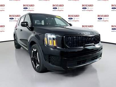 Used 2024 Kia Telluride EX w/ EX Captain's Chair Package
