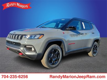 New 2024 Jeep Compass Trailhawk w/ Trailhawk Convenience Group