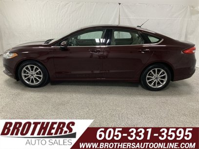 Used 2017 Ford Fusion SE w/ Fusion SE Technology Package